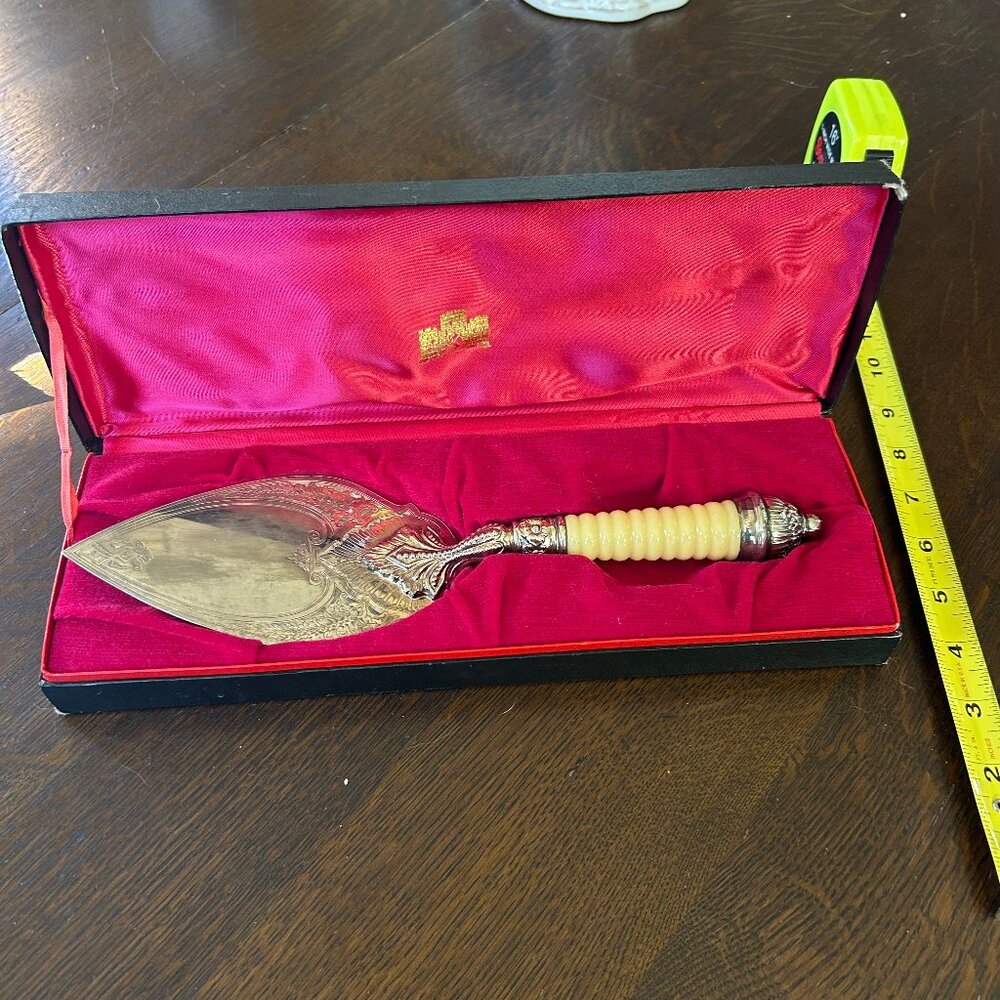 Victorian Pie or Cake Knife